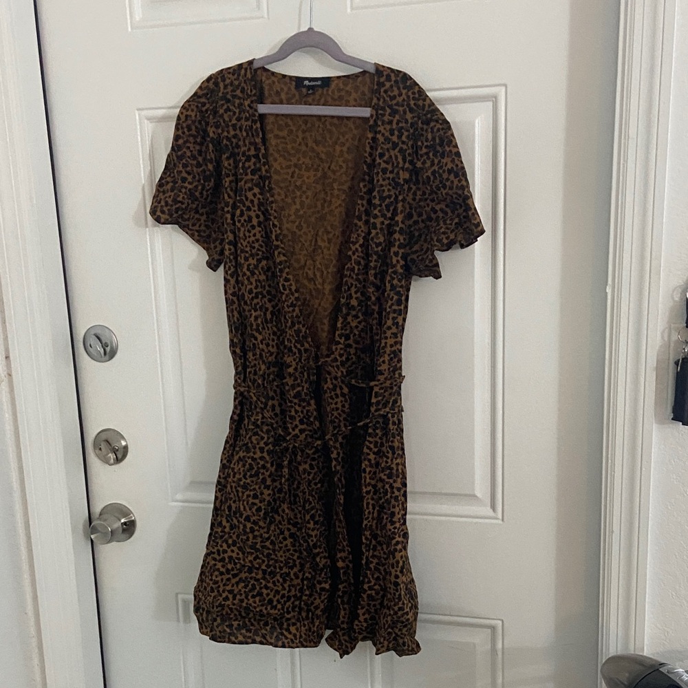 Madewell flutter sleeve Brown Leopard wrap Dress